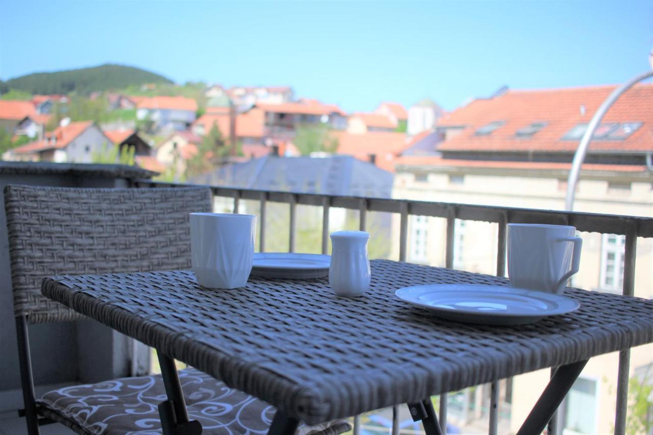 Ecco Superior Apartment โนวีปาซาร์ ภายนอก รูปภาพ